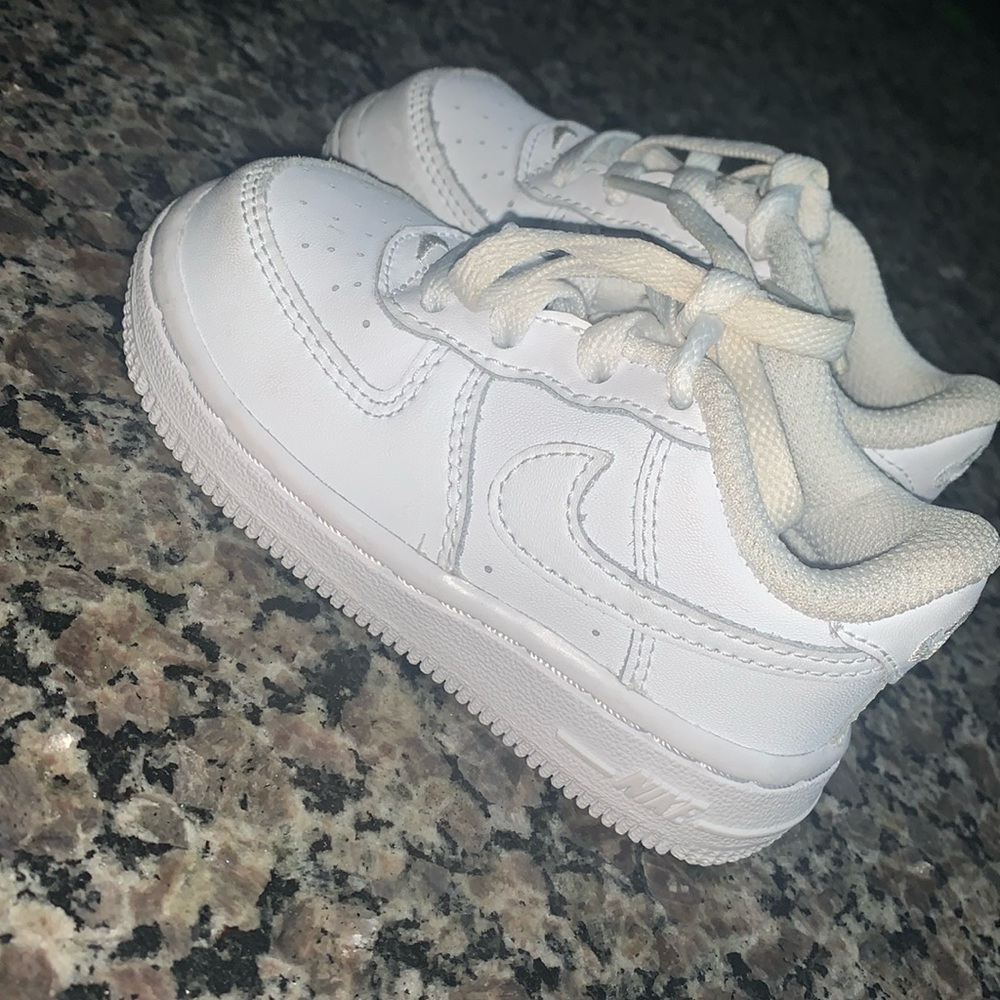 Nike white Air-force one size 5C